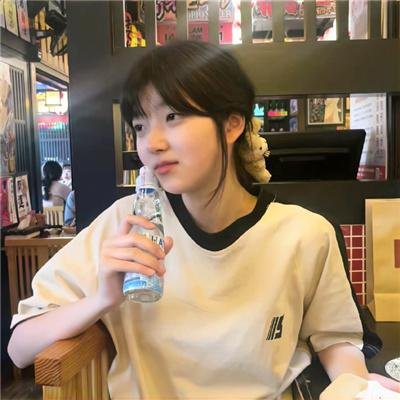 灵魂互换后，皇后娘娘野翻了